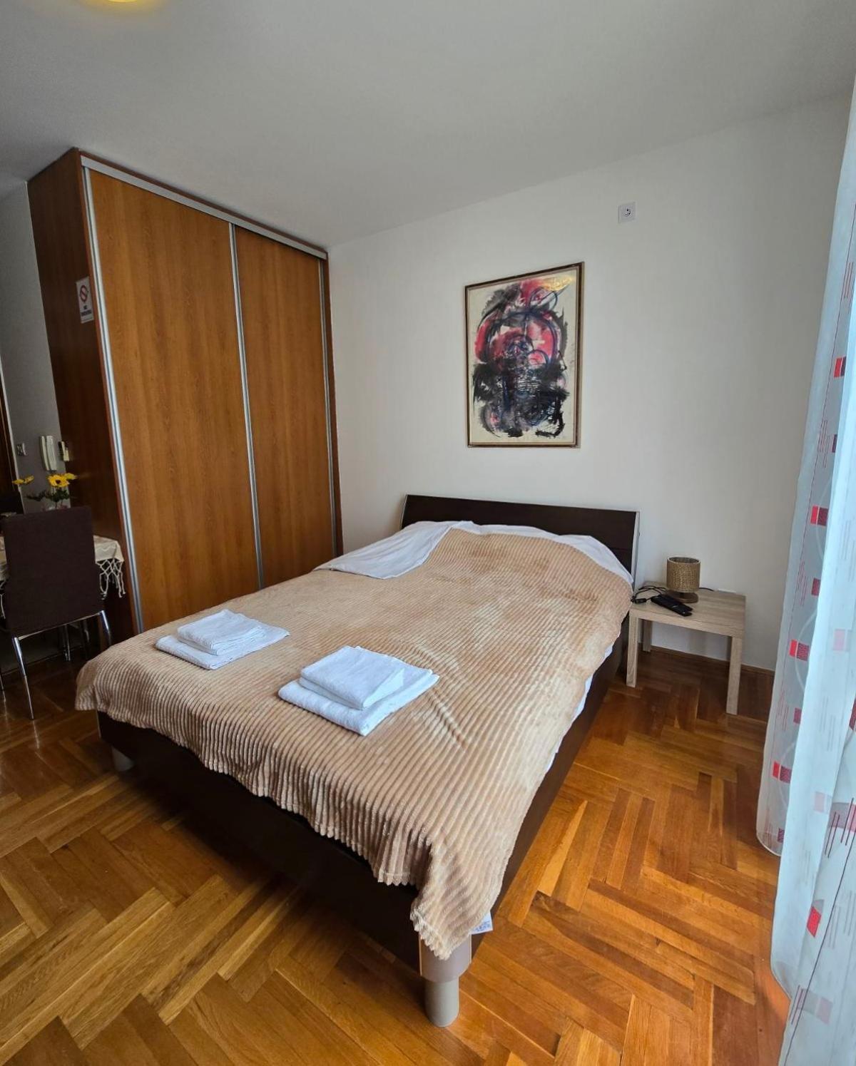 Laki Apartment بودغوريتْسا المظهر الخارجي الصورة